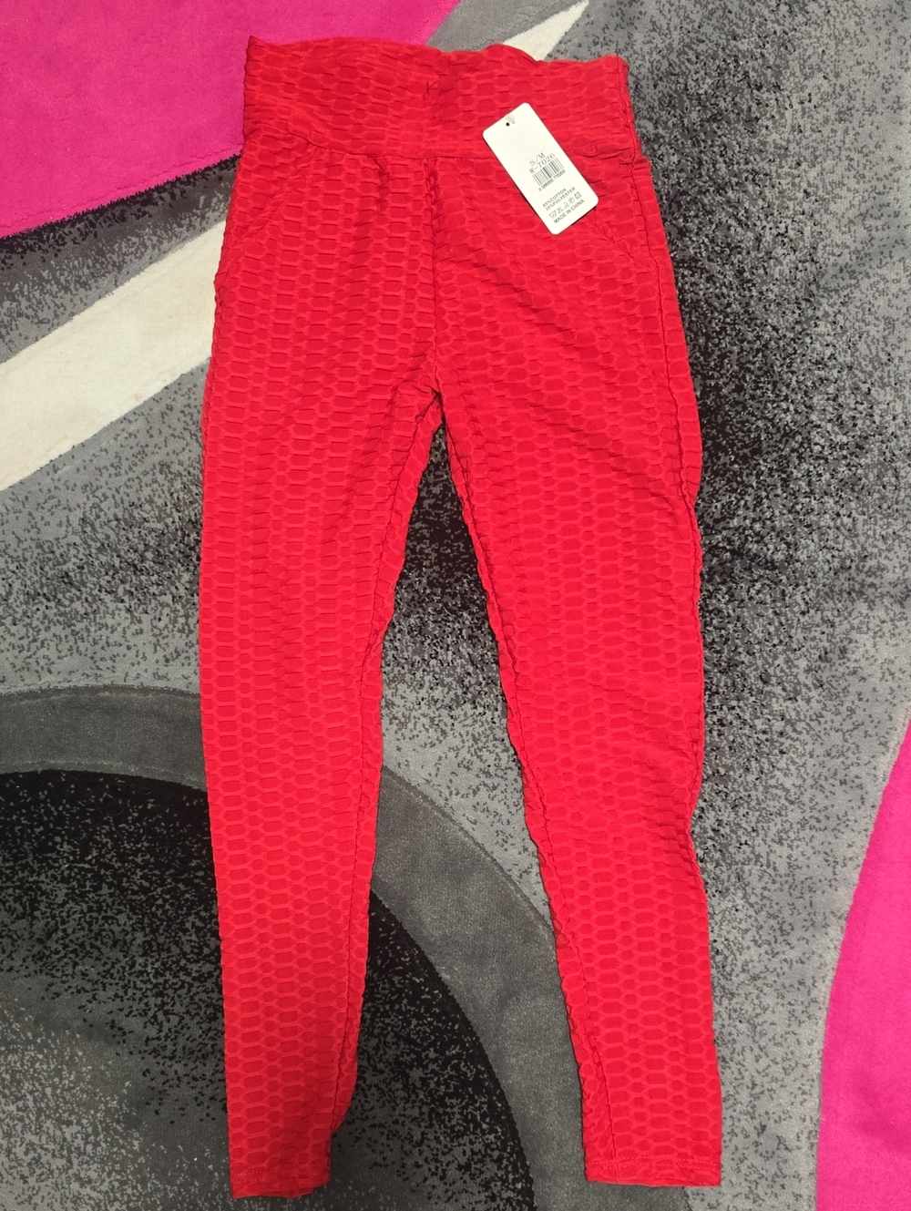 Womens Red Textured Leggings